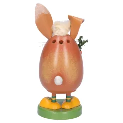Easter Bunny, Smoky